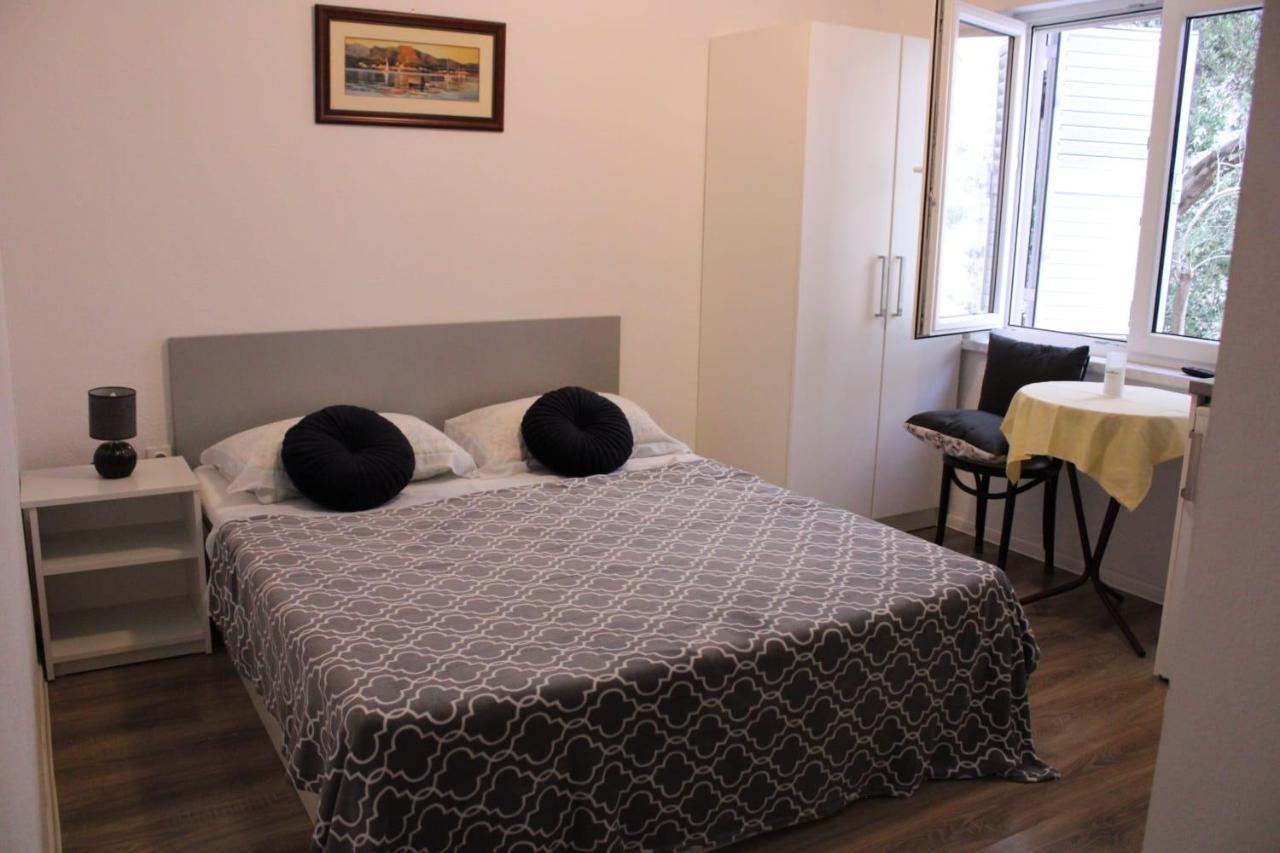 Superior Apt, 4 Rooms, 4 Bathrooms Promajna Buitenkant foto