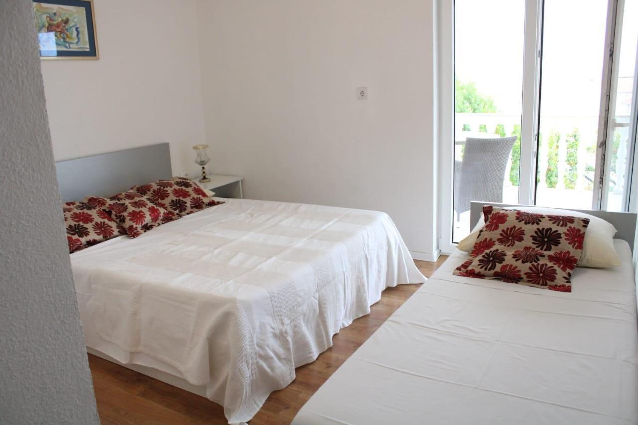 Superior Apt, 4 Rooms, 4 Bathrooms Promajna Buitenkant foto