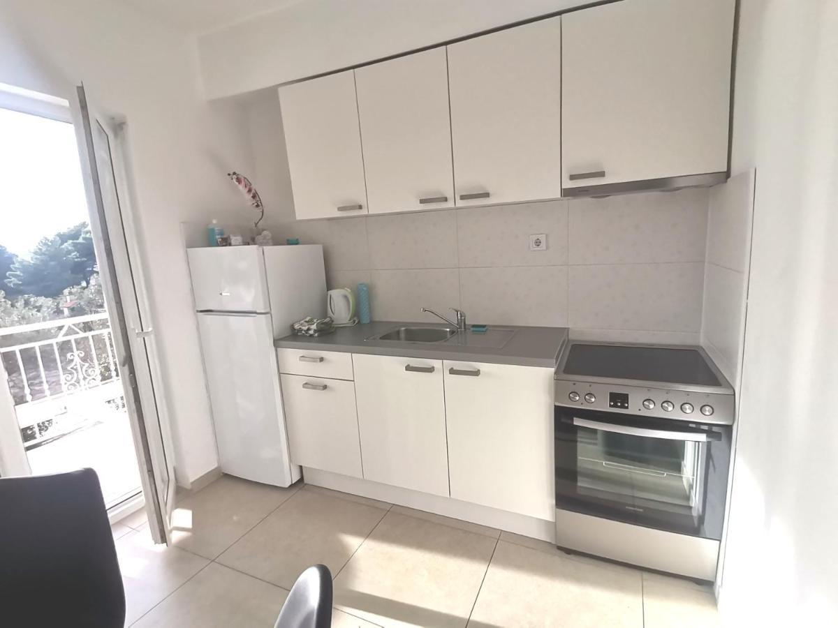 Superior Apt, 4 Rooms, 4 Bathrooms Promajna Buitenkant foto